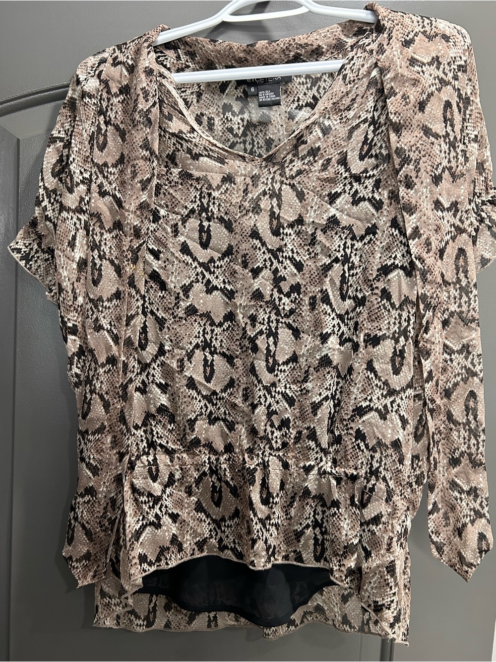 Etcetera 100% Silk Blouse Size 6 Sheer Snake Print With Black Tank Under